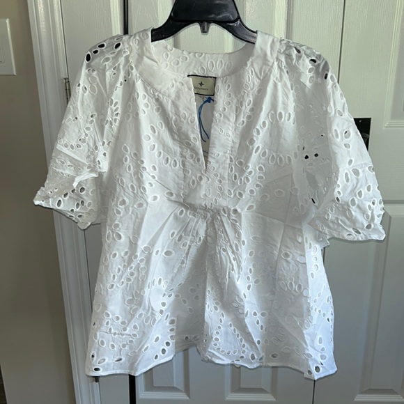 White Eyelet Finley Flutter Sleeve Top
TUCKERNUCK - Picture 6 of 11